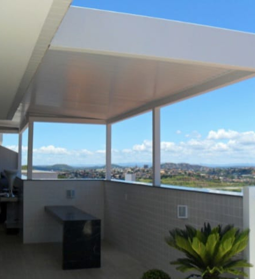Terraço com cobertura termoacústica